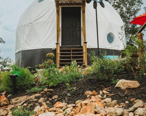 Rogersville Autre | WATERFRONT LUXURY GLAMPING DOME