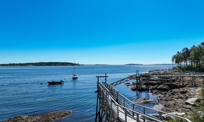 Southport Appartement | Waterfront Retreat on Southport Island - Pet-Friendly, Sleeps 6