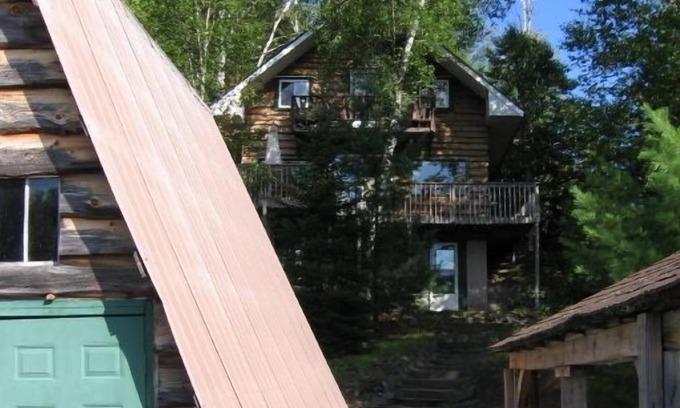 Scotia Cottage | 6 couchages, à quelques minutes de Huntsville, plage de sable, charme rustique!