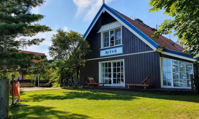 Neringa Maison | Waterfront Villa Artvė with sauna - self check-in