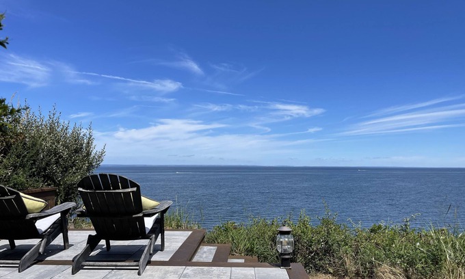 Miller Place Maison | Oceanfront avec une vue imprenable, piscine chauffée et plage privée