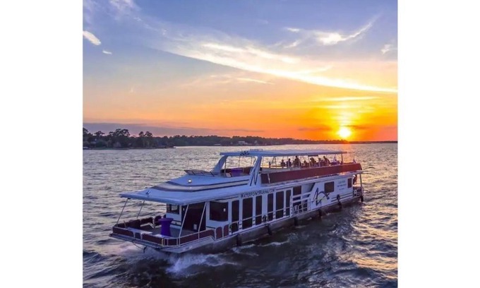 Montgomery Maison | Waters Edge hosted by The Martini Family