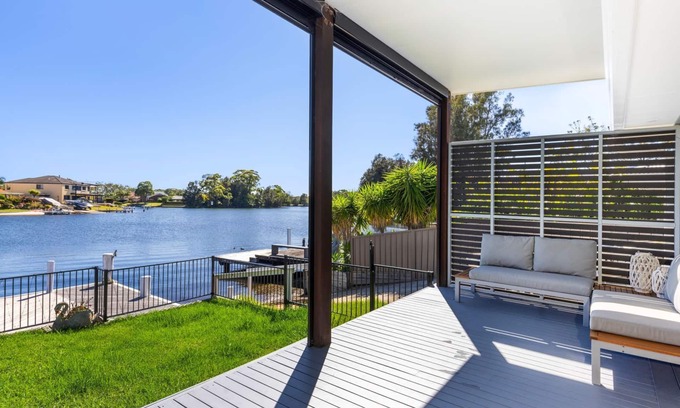 Sussex Inlet Maison | Watersedge - Absolute Waterfront