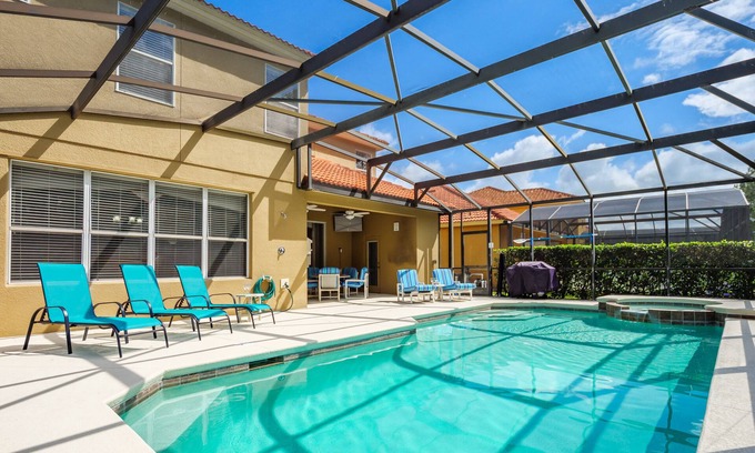Watersong Maison | Watersong Heights, a Spacious 6 bedroom Villa on the Gated Watersong Resort