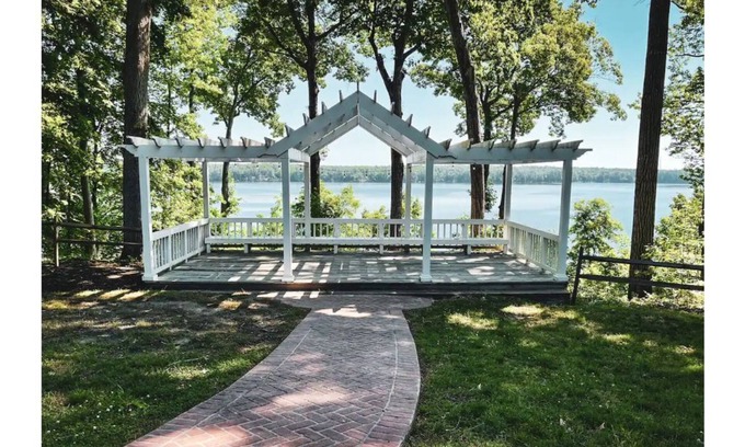 Midlothian Maison | “WaterView” The Manor house, waterfront property with stunning views