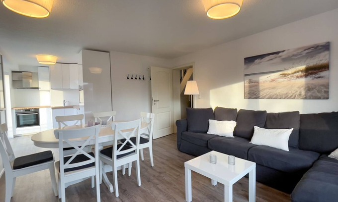 Sahlenburg Appartement | Beautiful luxurious large maisonette apartment for up to 10 people - Watt'n Traum