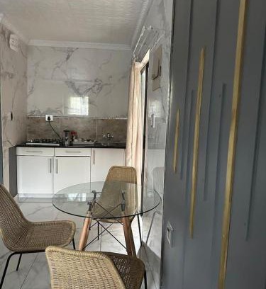 Emalahleni Maison | Wayside Guesthouse
