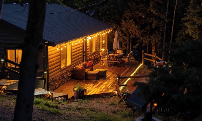 Divide Cabine | Wayward Lodge- Hot Tub- Fire Pit- Secluded