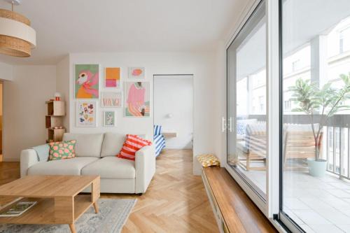 Notre-Dame-des-Champs Appartement | We Parisian Vanneau Cozy Home