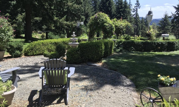 Cottage Grove Maison | Basement gated community apartment