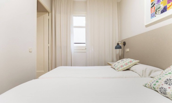 El Baix Guinardo Appartement | Weflating SANT PAU - Comf 4 BDR