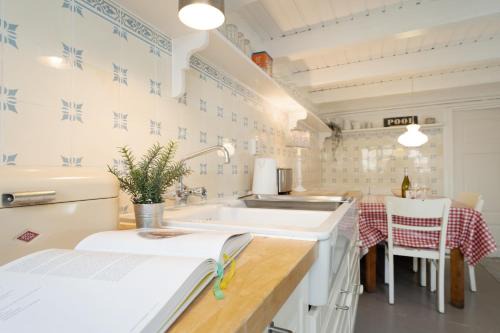 Bojendorf Appartement | Weißes Haus 9123I