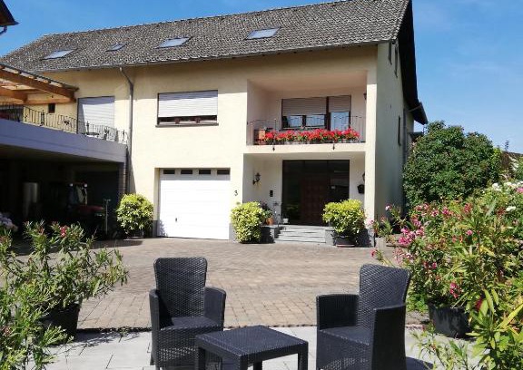 Trittenheim Appartement | Wein-und Gästehaus Alfons Bollig