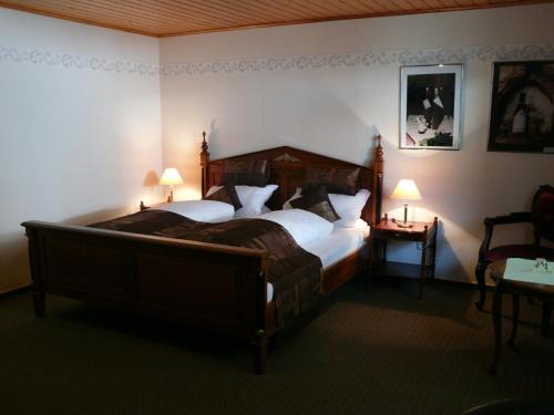 Osthofen Hôtel | Weingasthof Zum weißen Roß