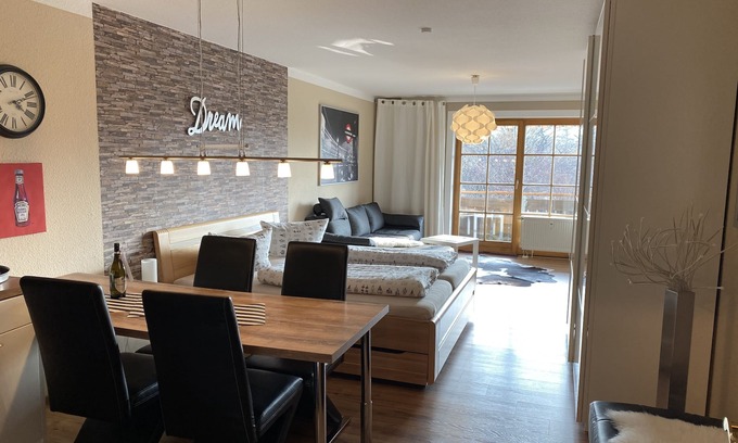 Weitnau Appartement | Application anti-allergies, rénovée, moderne, ensoleillée, très populaire. jusqu'à 4P.