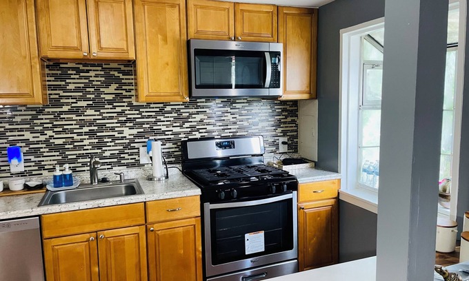 Landover Maison | Welcome Home Relax in Comfort at Our Modern 2 Bedroom Townhome in Hyattsville