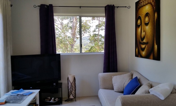 Alexandra Headland Appartement | ~ Coeur de la côte, marchez jusqu'à Alex Beach, privé, cour, entièrement autonome