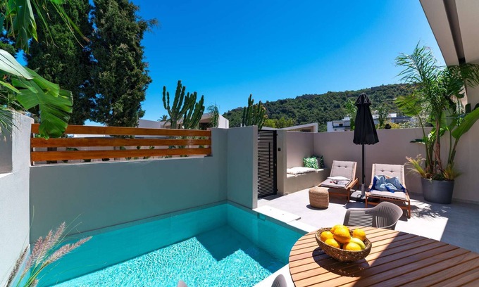 Ixia Appartement | Welcome to Afesou Suites, your perfect sanctuary in the stunning coastal area of Ixia, Rhodes.
