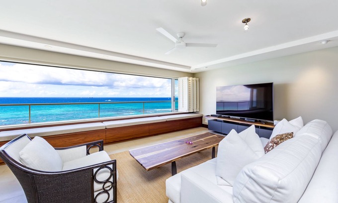 Diamond Head - Kapahulu - St. Louis Copropriété | Condo en bord de mer sur la plage