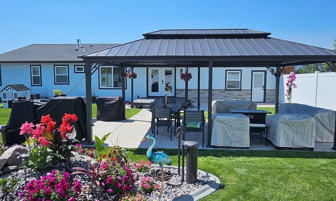 Florence Maison | Welcome to Deer Haven House, the nicest vacation rental in the Bitterroot Valley