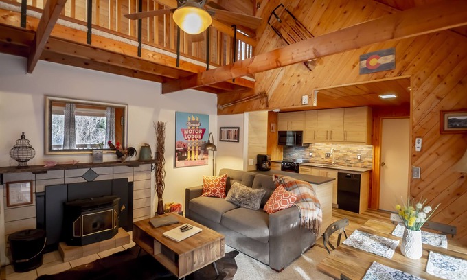 Garfield Cabine | Welcome to Rocky Top Cabins A & B- Basecamp for your adventures!