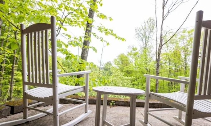 Black Creek Maison | Welcome to Rosebud Retreat!