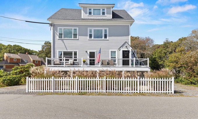 York Beach Copropriété | Welcome to the Beach Pit -