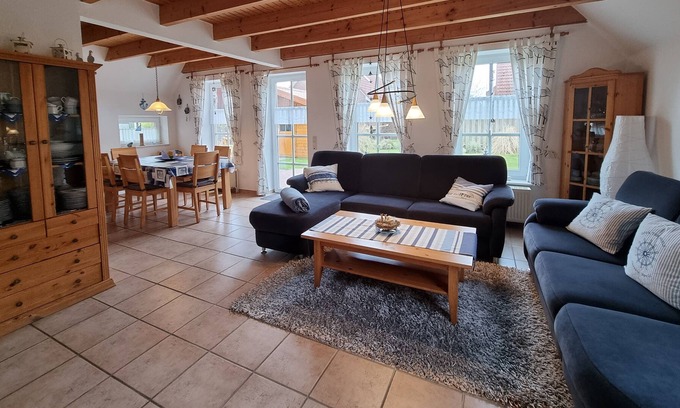 Neßmersiel Maison | Welcome to the cozy holiday home "Seal" in Neßmersiel!