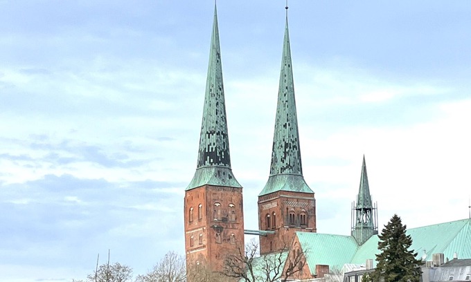 Lubeck City Centre Appartement | Welcome to the Domblick vacation apartment.
