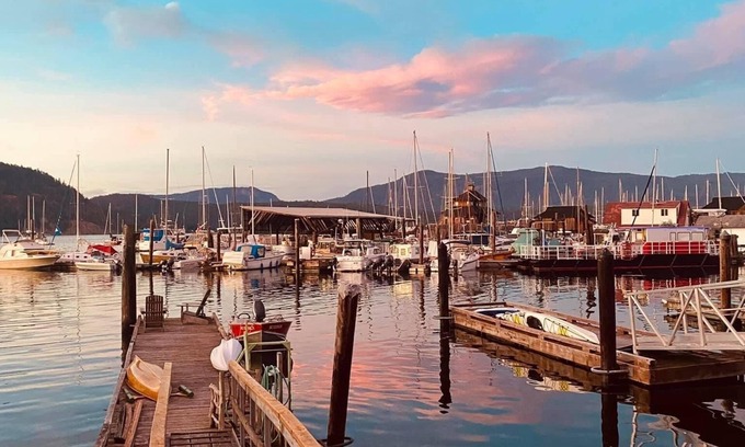 Cowichan Bay Appartement | Welcome To the Ocean Front Cowibbean Guesthouse
