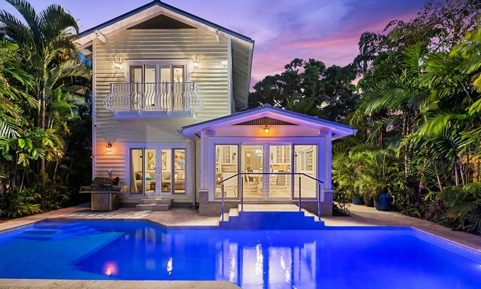 Colee Hammock Maison | Welcome to the Hemingway, A Key West Style Heated Pool Home Off Las Olas!!!!