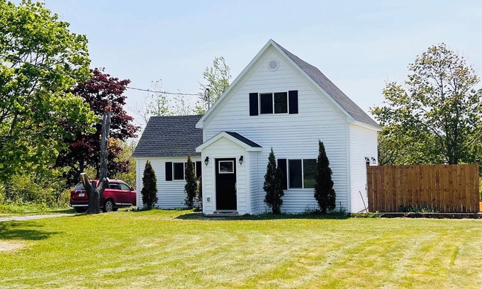 Cape Breton Regional Municipality Maison | Welcome to The White House Retreat in Cape Breton
