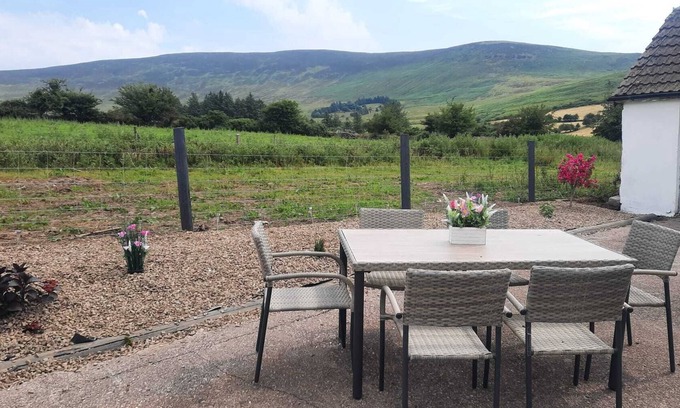 County Waterford Maison | Welcome to this peaceful escape .Tucked away in the scenic hills of kilbrien,