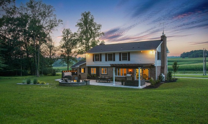 Steelville Maison | Welcome to this Peaceful Haven in Amish Country Lancaster County