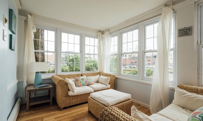 Ocean Grove Maison | LE PORCH avec appartement Lakeview à pied de Asbury Park