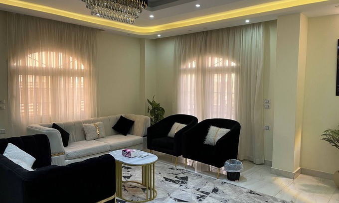 Sheikh Zayed City Appartement | Welcoming 3-bedroom apartment with AC in Sheikh Zayed neer Arkan, mall of Arabia