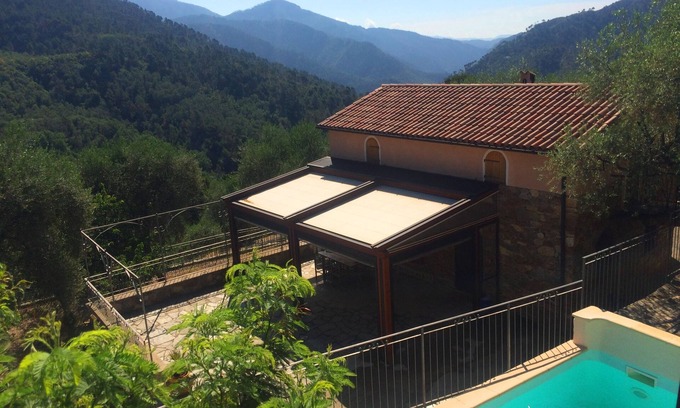 Breil-sur-Roya Autre | Villa accueillante et tranquille dans oliveraie centenaire. Piscine et conforts