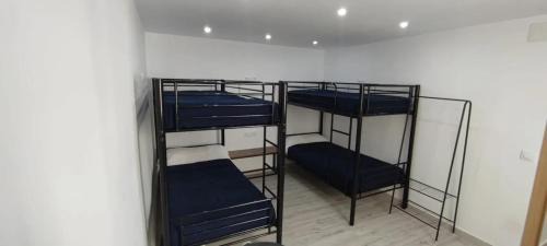 Igualada Appartement | Welcoming Apartment in Igualada - 65.2 m² - 8 people