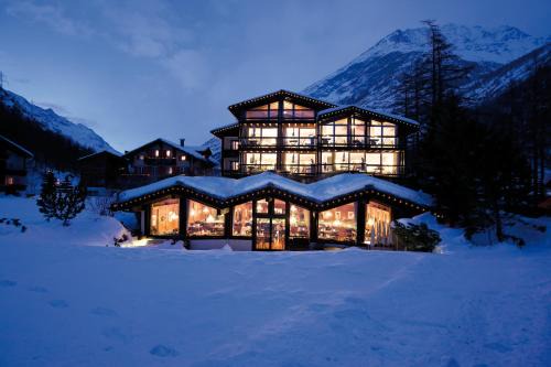 Saas Almagell Hôtel | Wellness Spa Pirmin Zurbriggen