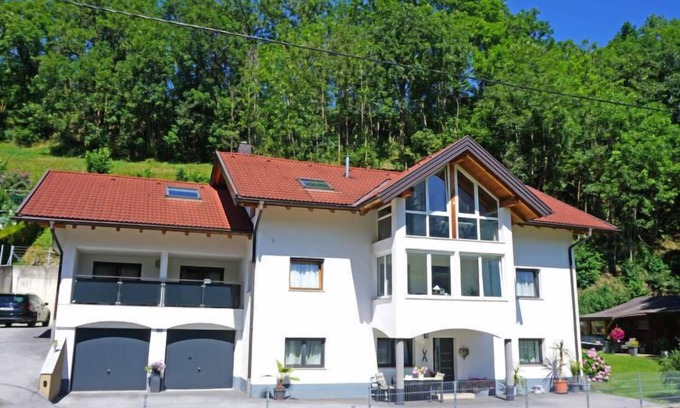 Wenns Appartement | Wennserblick by Interhome