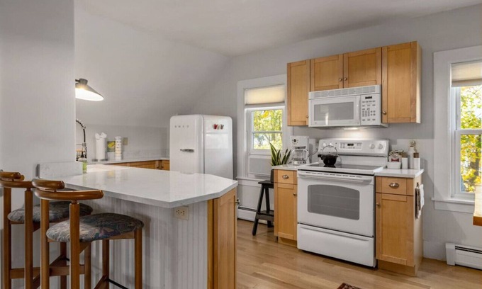 Portsmouth Appartement | West-End Gem 2BR Live like a Local in Portsmouth