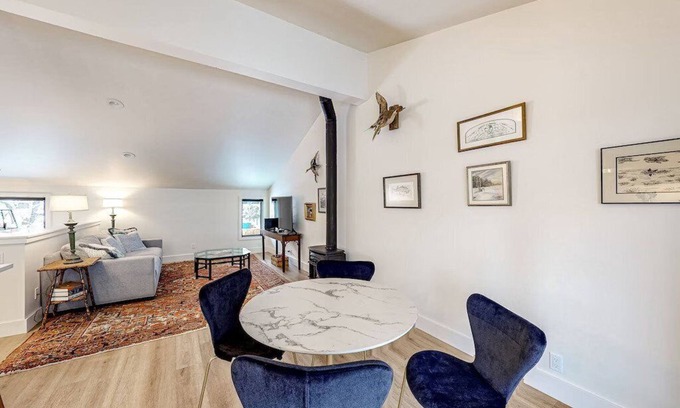 Ketchum Copropriété | Mod 1BD West Ketchum Condo - near downtown & Sun Valley ski lifts
