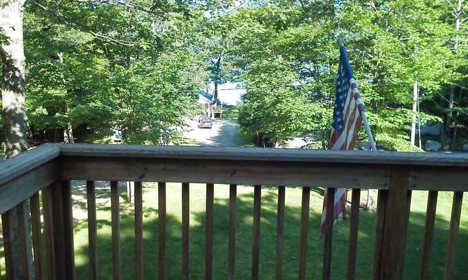 Standish Maison | WEST SIDE WATER VIEW,SUNSETS, SCREENED PORCH, POOL TABLE, SPACIUOS