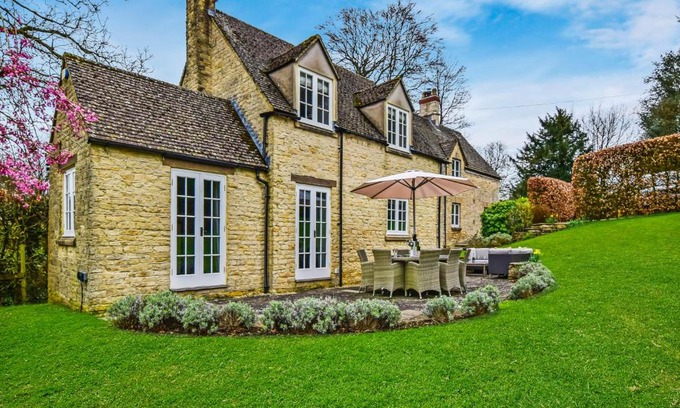 Cockleford Maison | Westerleigh Cottage