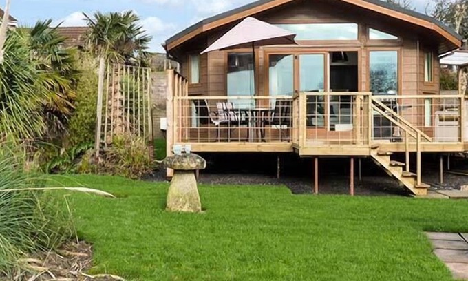 Uphill Cabine | Westview, WESTON-SUPER-MARE