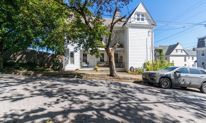 Westminster Maison | Westy House - old world charm with modern upgrades in this downtown victorian.