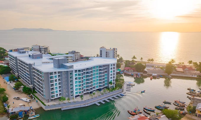 Na Chom Thian Copropriété | Whale Marina 2 Bedroom with Pool View Super Wi-fi 5G ★★★★★