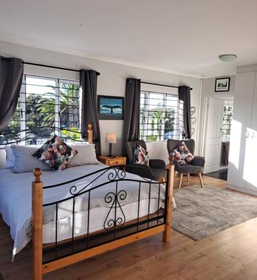 Flamingo Vlei Maison | Whale Tale