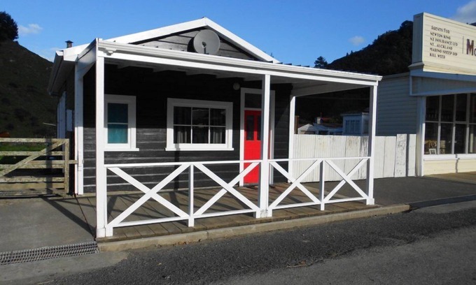 Whangamomona Cottage | Boucherie Whanga Whangamomona