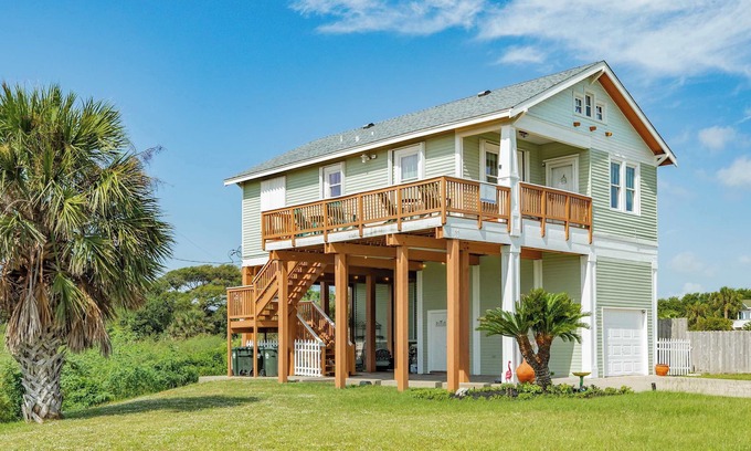 Pirates Beach Maison | Where Designer Style Meets Laid-Back Beach Life